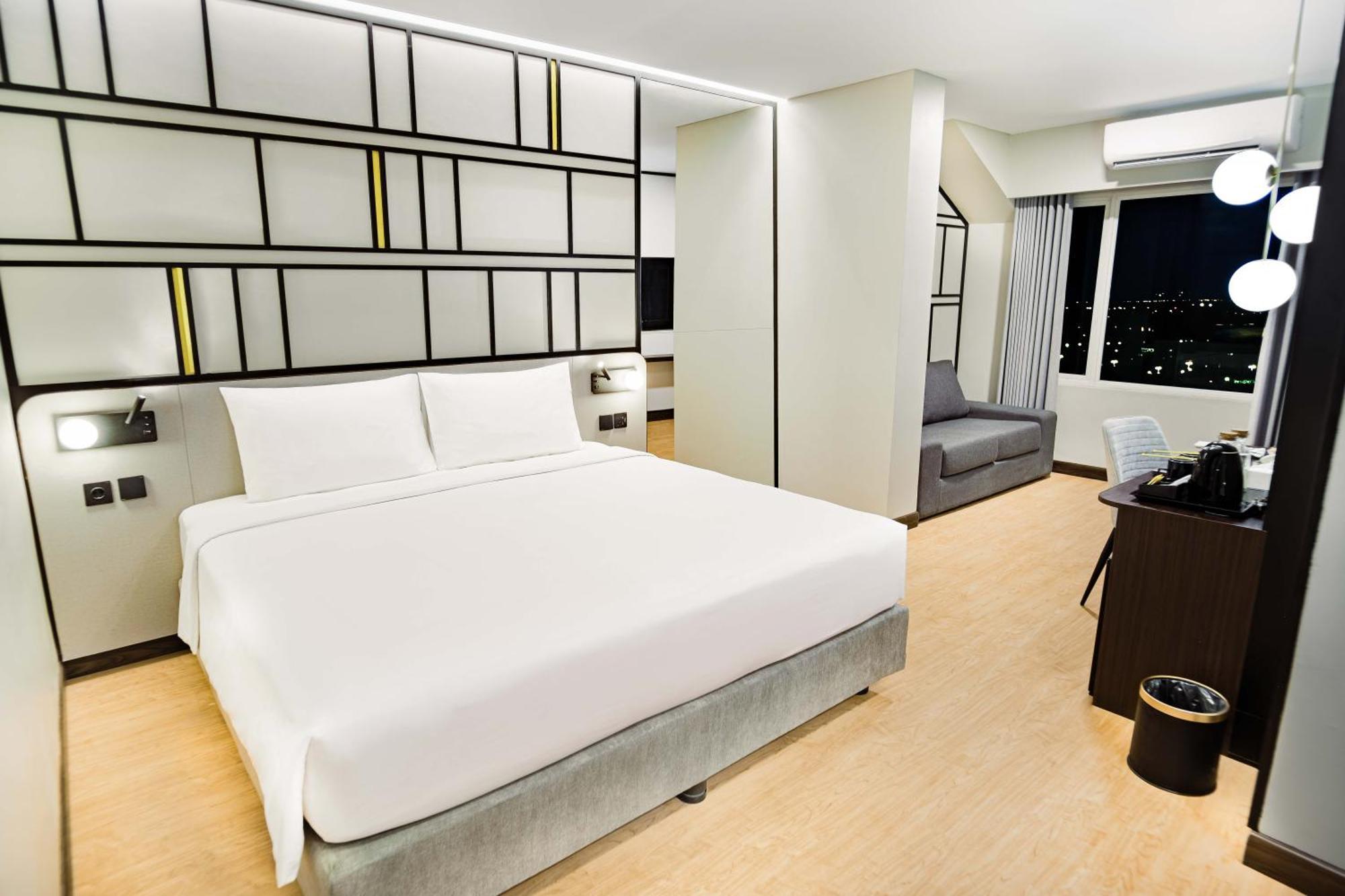 Yello Hotel Самаринда Экстерьер фото