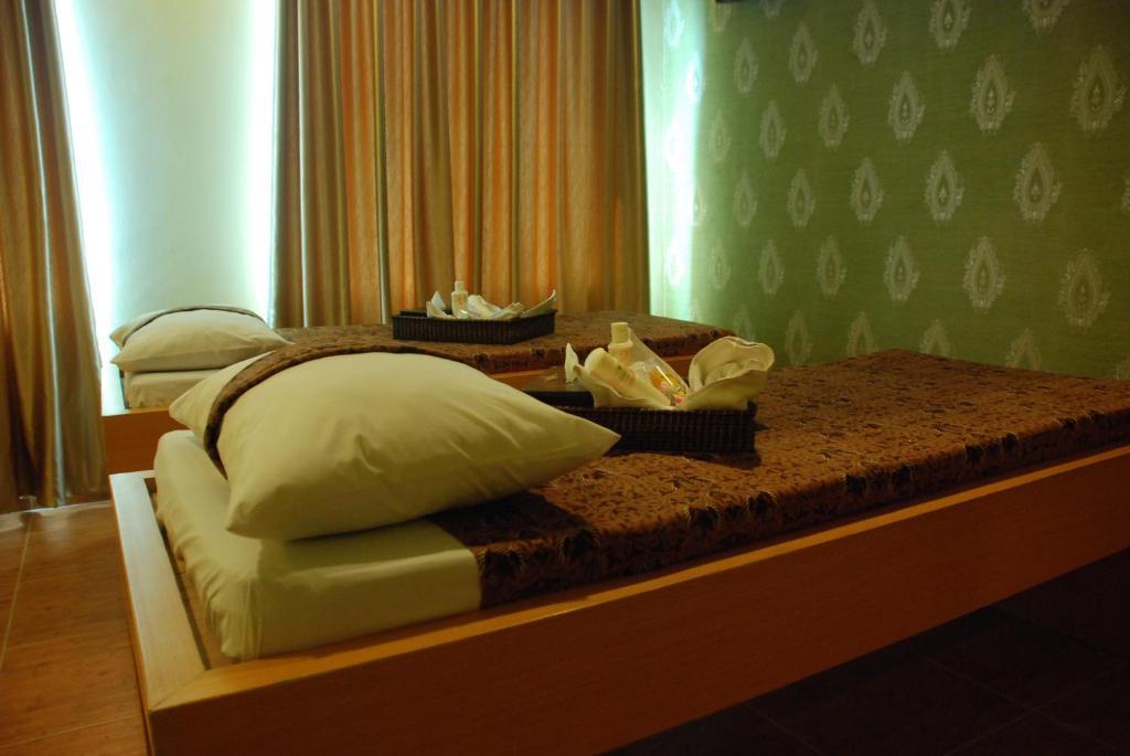 Yello Hotel Самаринда Экстерьер фото